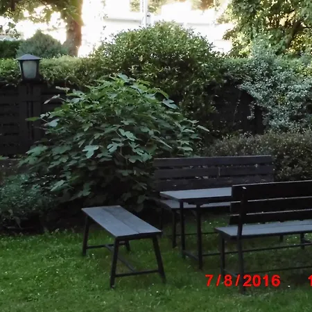 Apartment Pohodovy Se Zahradou Upice